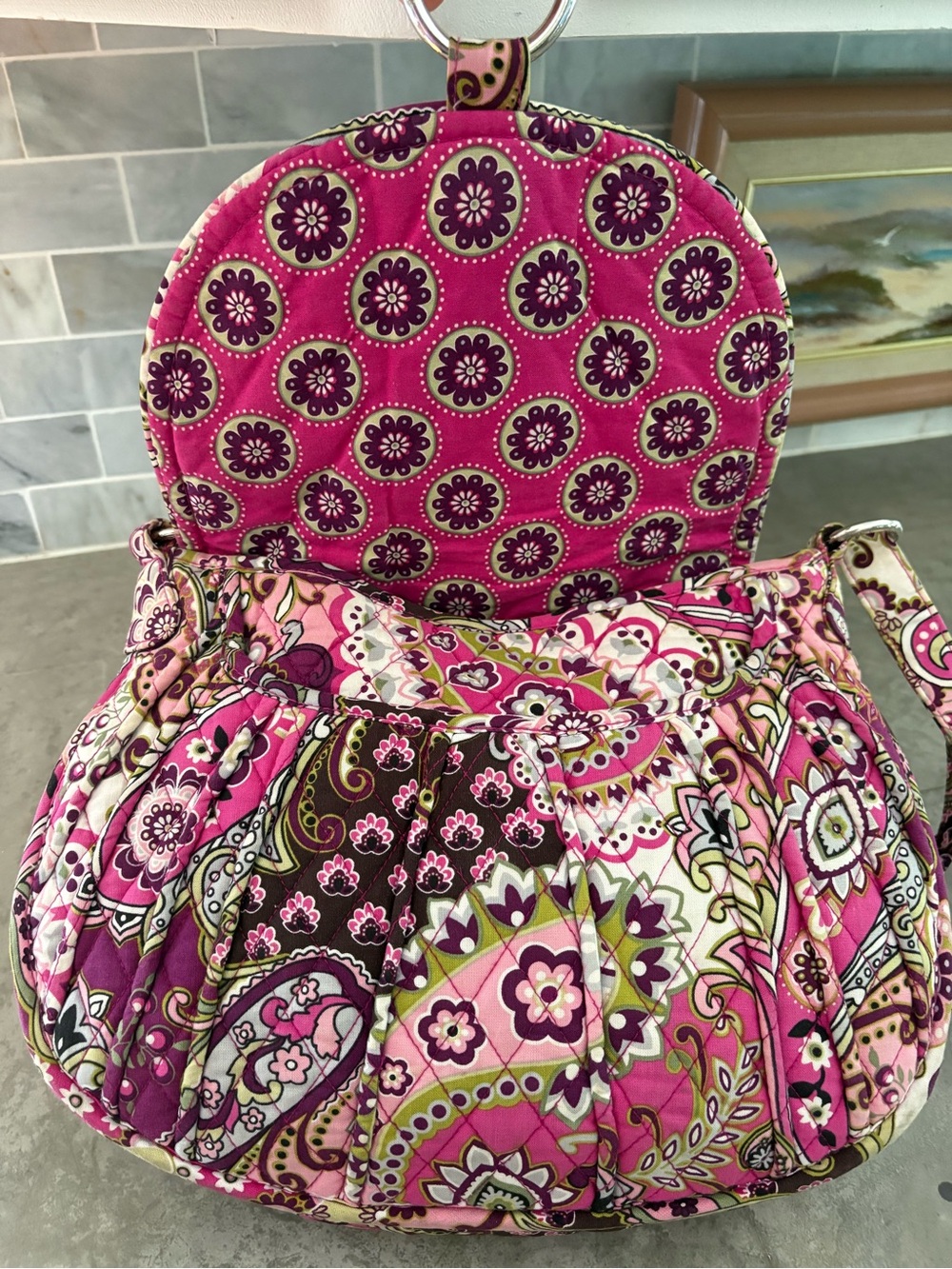 retired Vera Bradley quilted cotton crossbody bag vibrant Very Berry Paisley - Picture 6 of 8